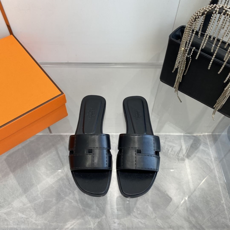 H**mes slippers